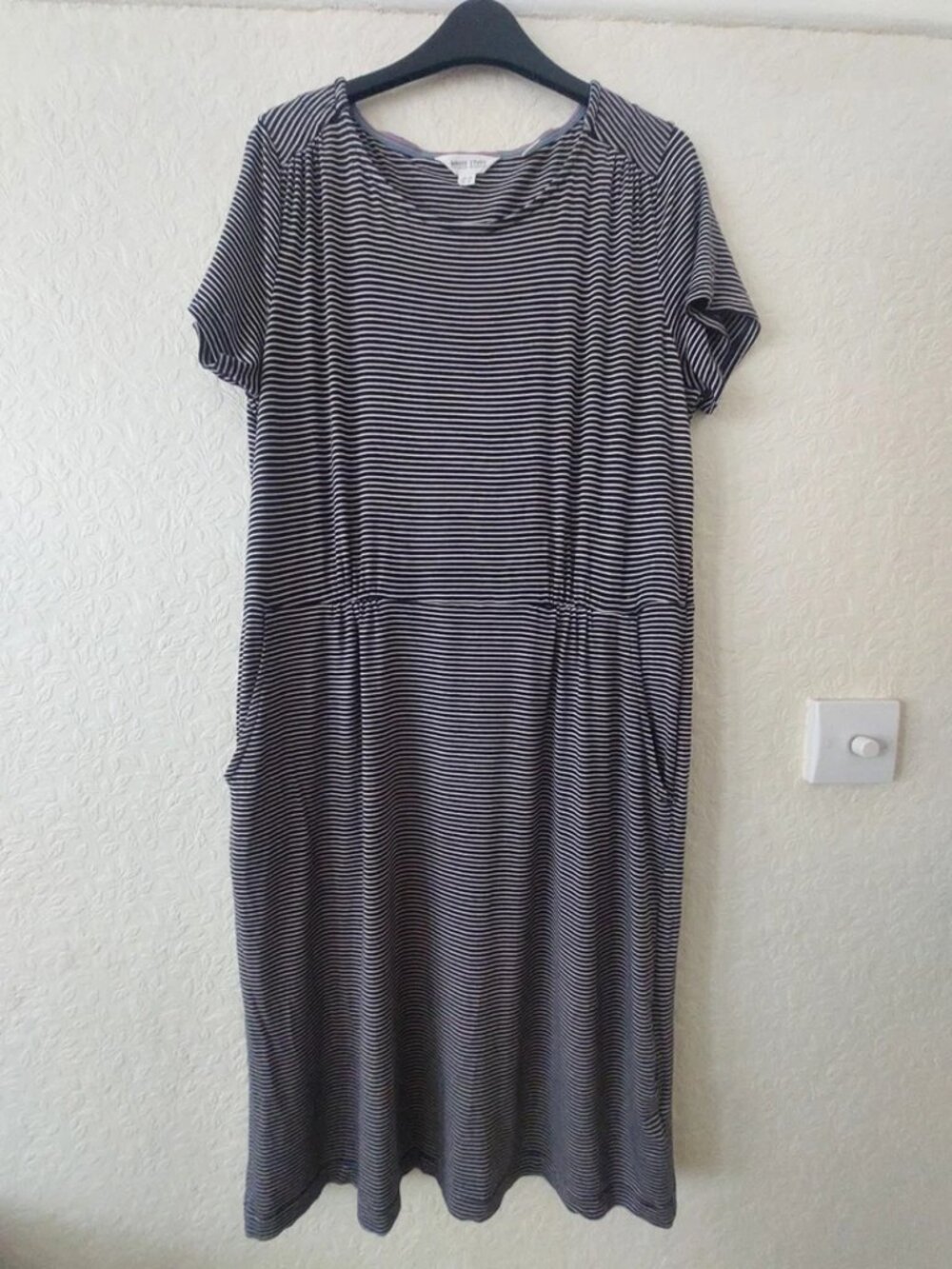 White Stuff Jersey Dress Black Size 14 in Excellent condition